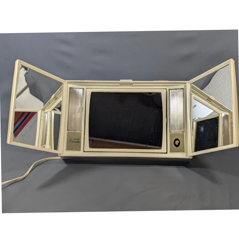 Vintage Saunda Vanity Lighted 3-Way Portable Makeup Mirror Magnifying 110V Box